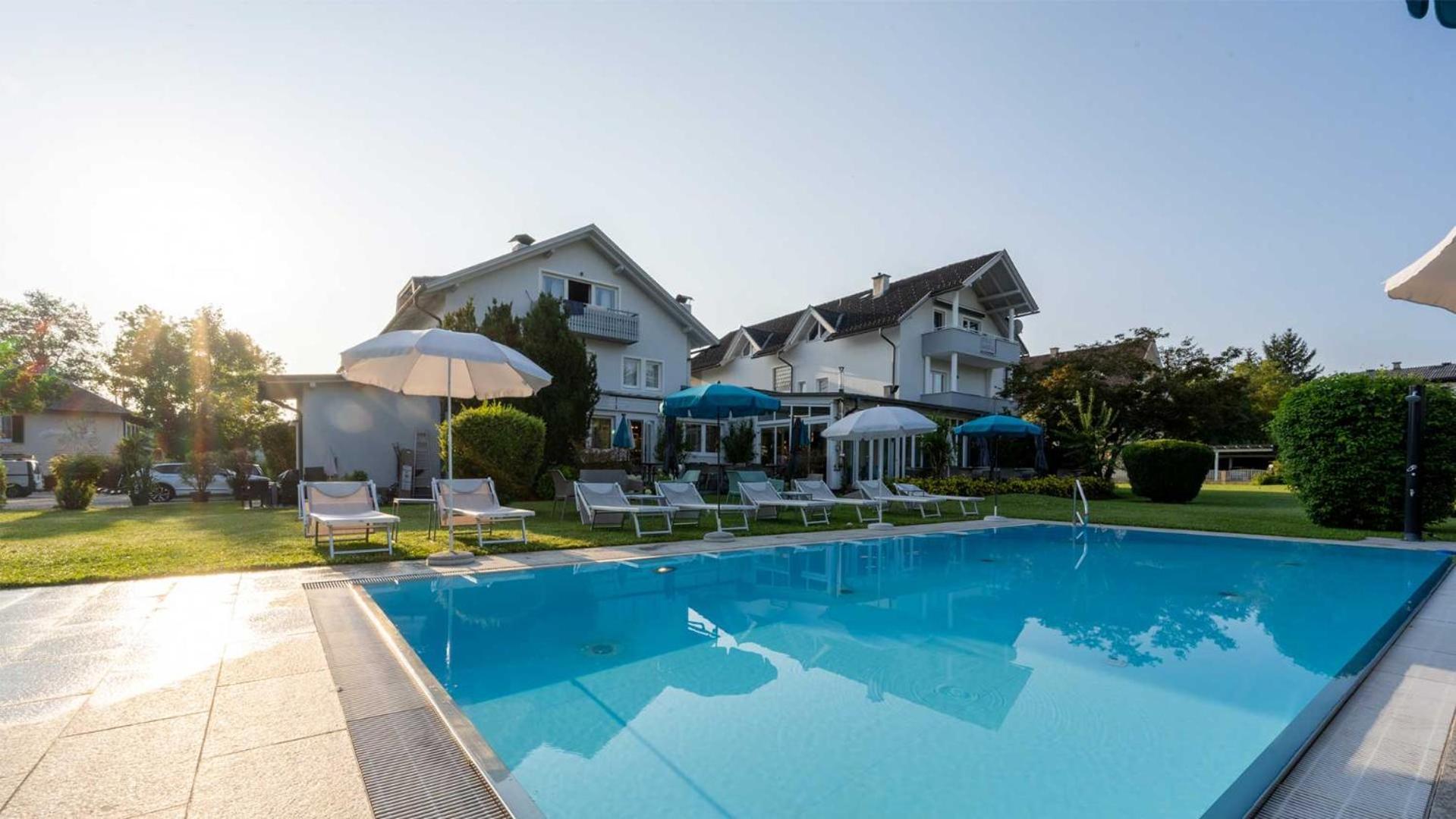 Hotel Villa Flora Velden am Wörthersee Esterno foto